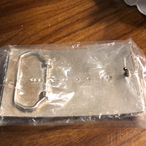 Vintage Gilley’s belt buckle Father’s Day gift - Picture 3 of 3